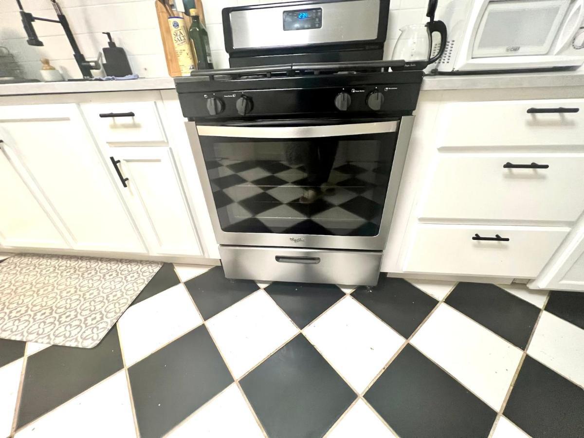 5-A Diamond In Yonkers Διαμέρισμα Εξωτερικό φωτογραφία